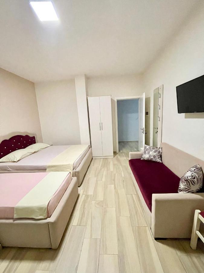 Hotel Vila Dedej Durrës Eksteriør bilde