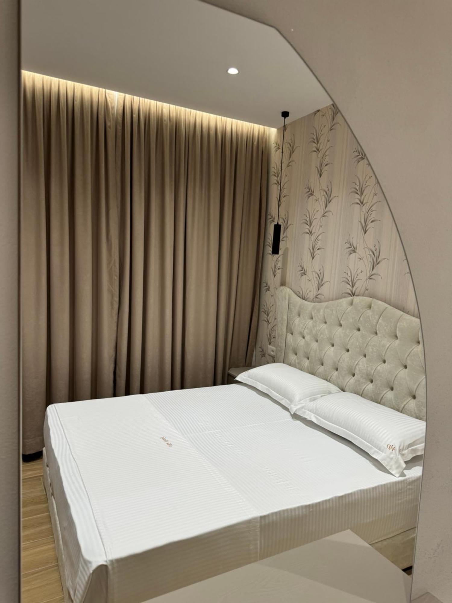 Hotel Vila Dedej Durrës Eksteriør bilde