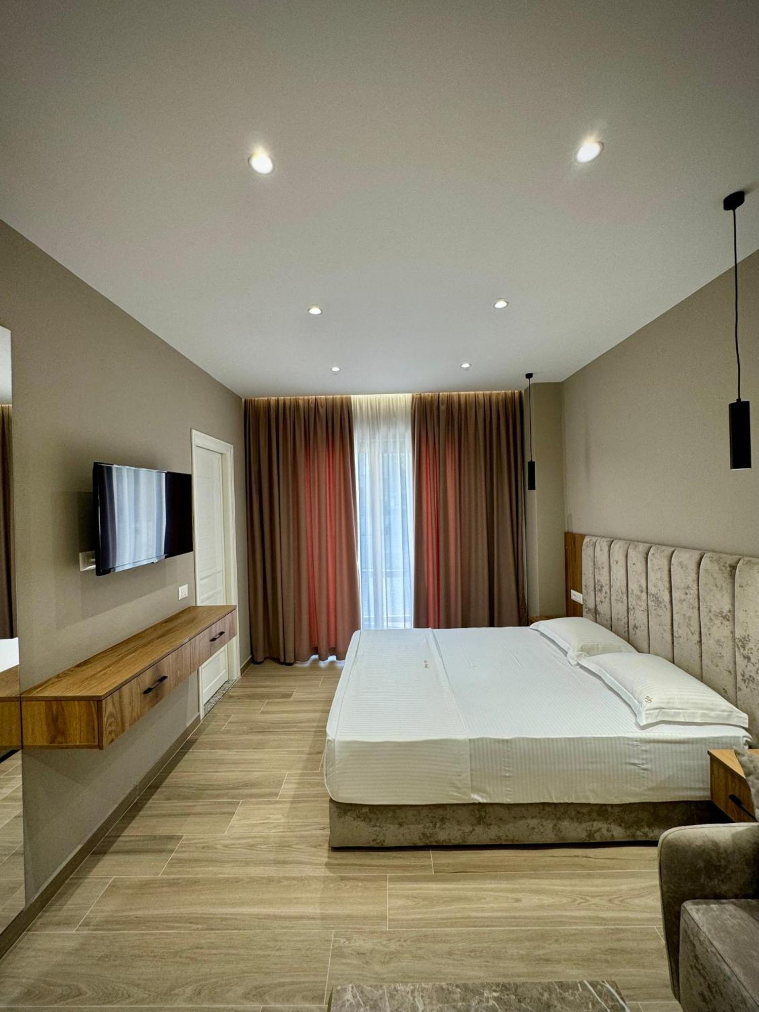 Hotel Vila Dedej Durrës Eksteriør bilde