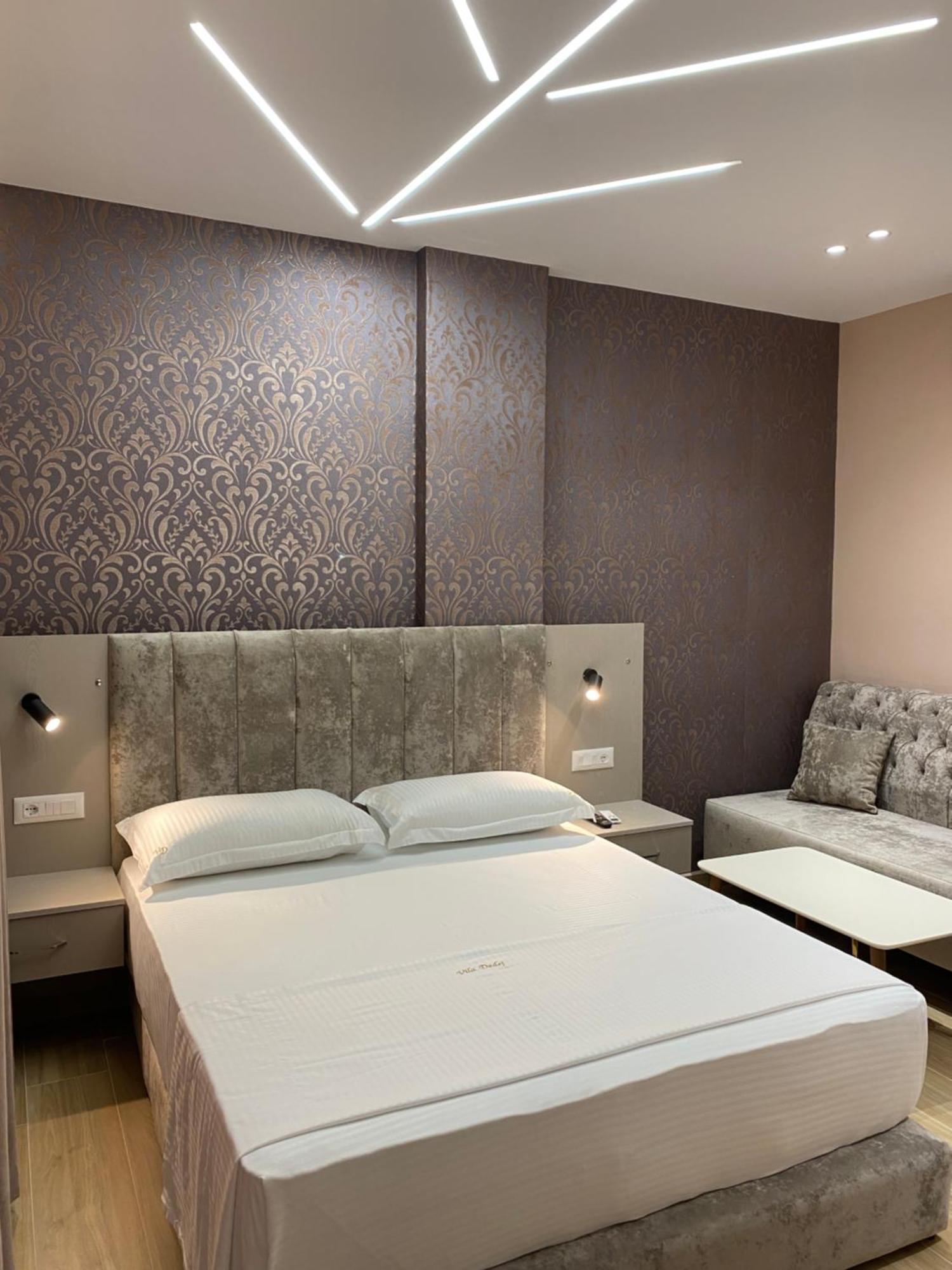 Hotel Vila Dedej Durrës Eksteriør bilde